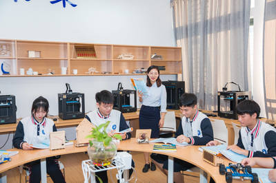 打造深圳人家門(mén)口的名校，鑄造優(yōu)質(zhì)民辦教育樣本 教育智能化的實(shí)踐與探索